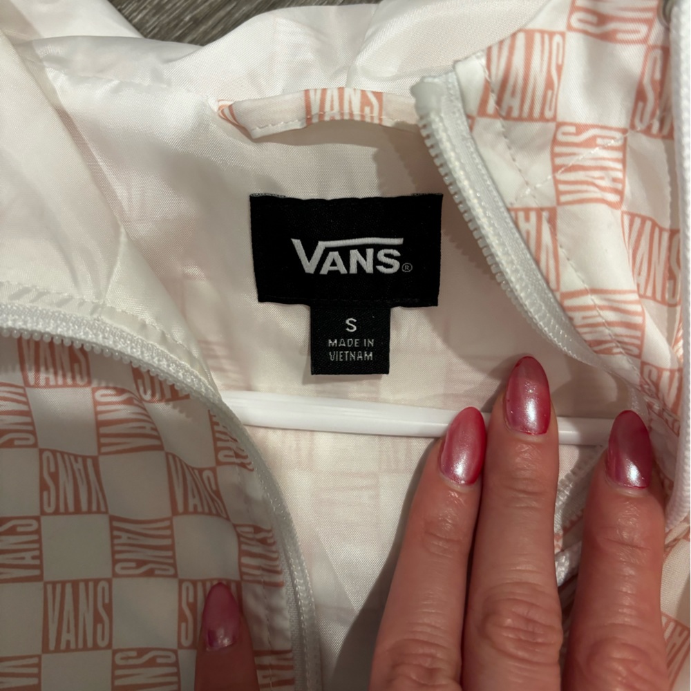 Vans pullover windbreaker - Picture 3 of 3